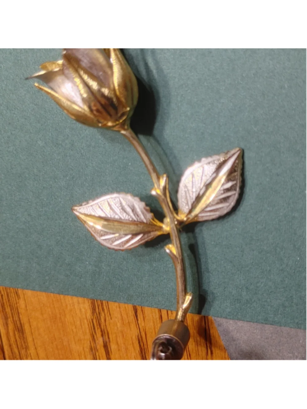 Women's Unsigned Romantic Rose Brooch One Size Gold and Silver